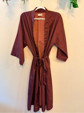 Vintage CHRISTIAN DIOR Monsieur Satin Burgundy Medallion Kimono Robe